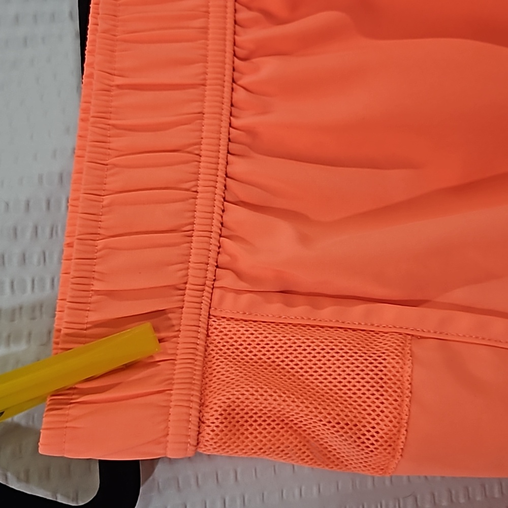 Avia Bright Coral Shorts Size Medium (Women's, Athletic, Low-Rise, Lined) - Picture 4 of 17